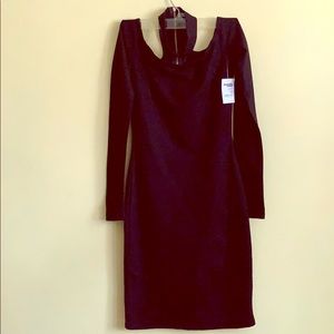 Black dress w/t open shoulders and closed neck